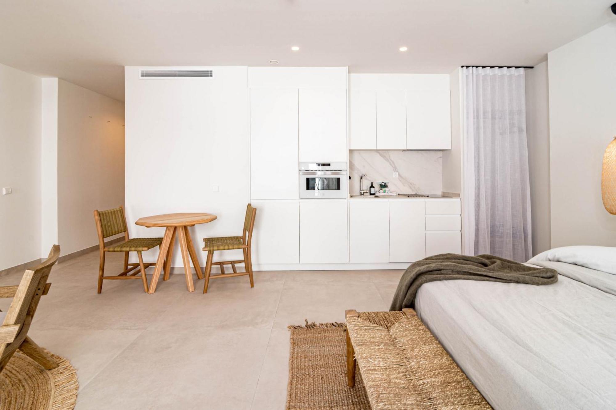 Seaclub Suites Estepona Exterior foto