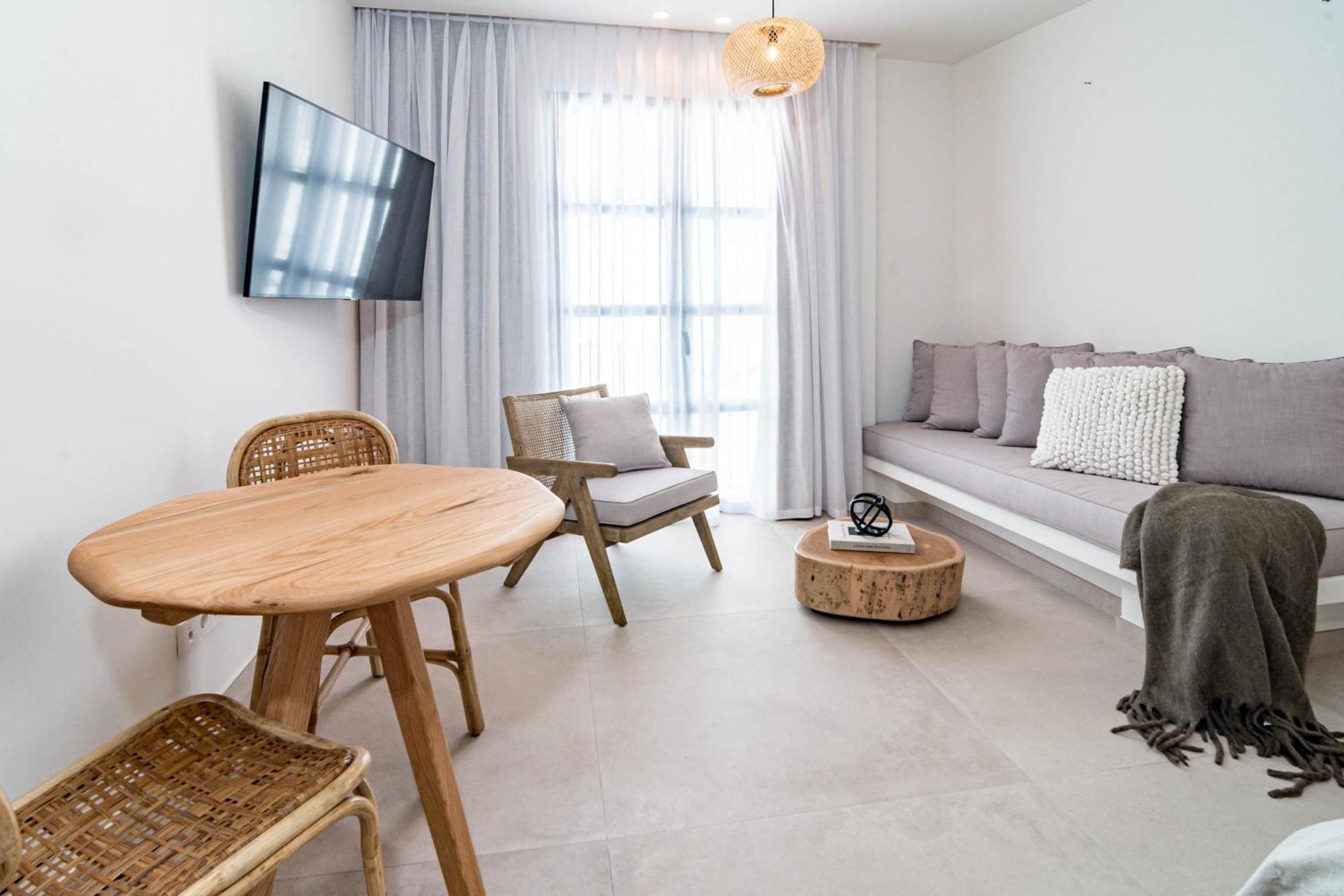 Seaclub Suites Estepona Exterior foto